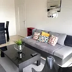 PARIS centre ville lumière Tour Eiffel